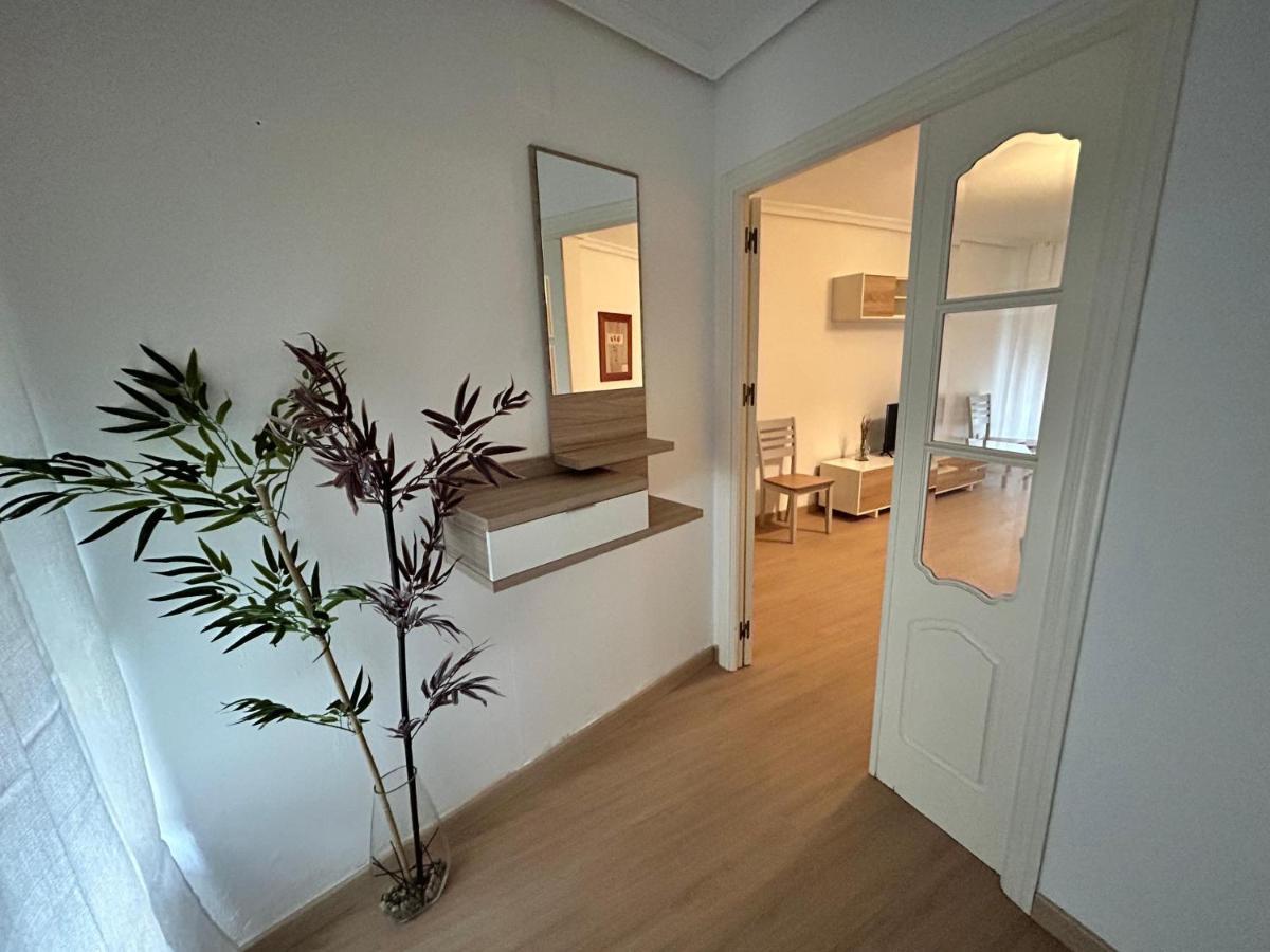Apartamento Plaza Santa Lucia Renovado Febrero 2025 Севилья Экстерьер фото