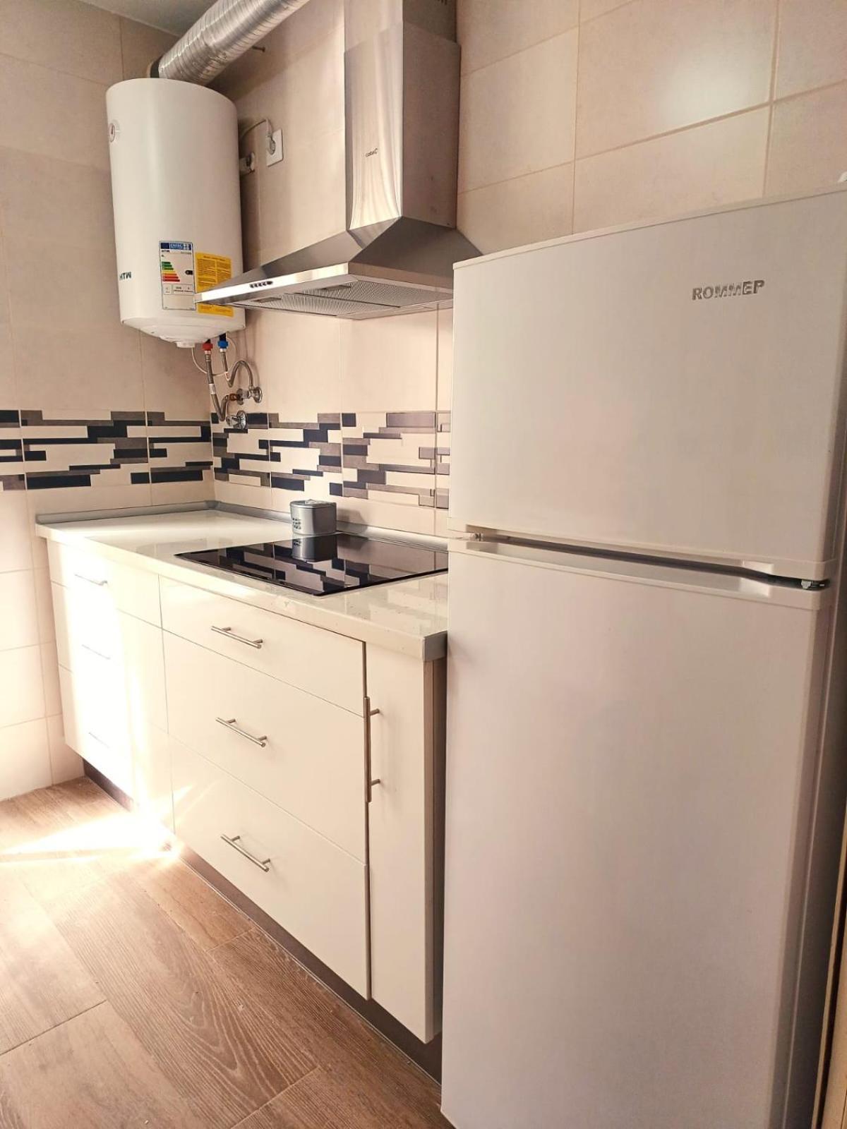 Apartamento Plaza Santa Lucia Renovado Febrero 2025 Севилья Экстерьер фото